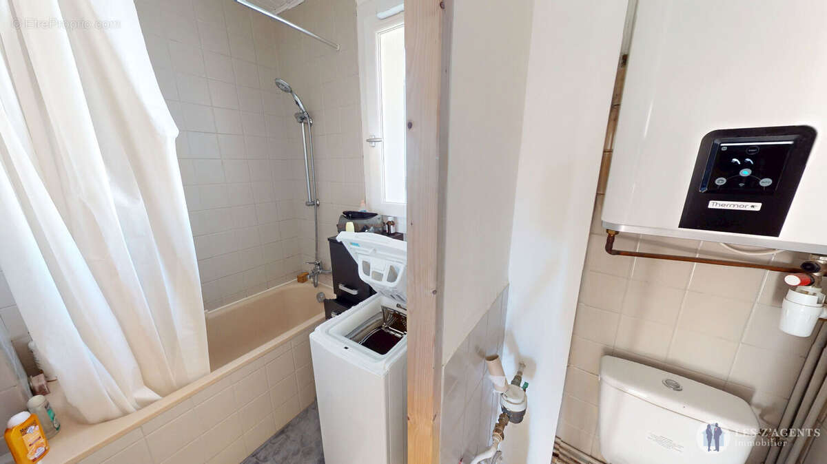 Appartement à SAINT-MARTIN-D&#039;HERES