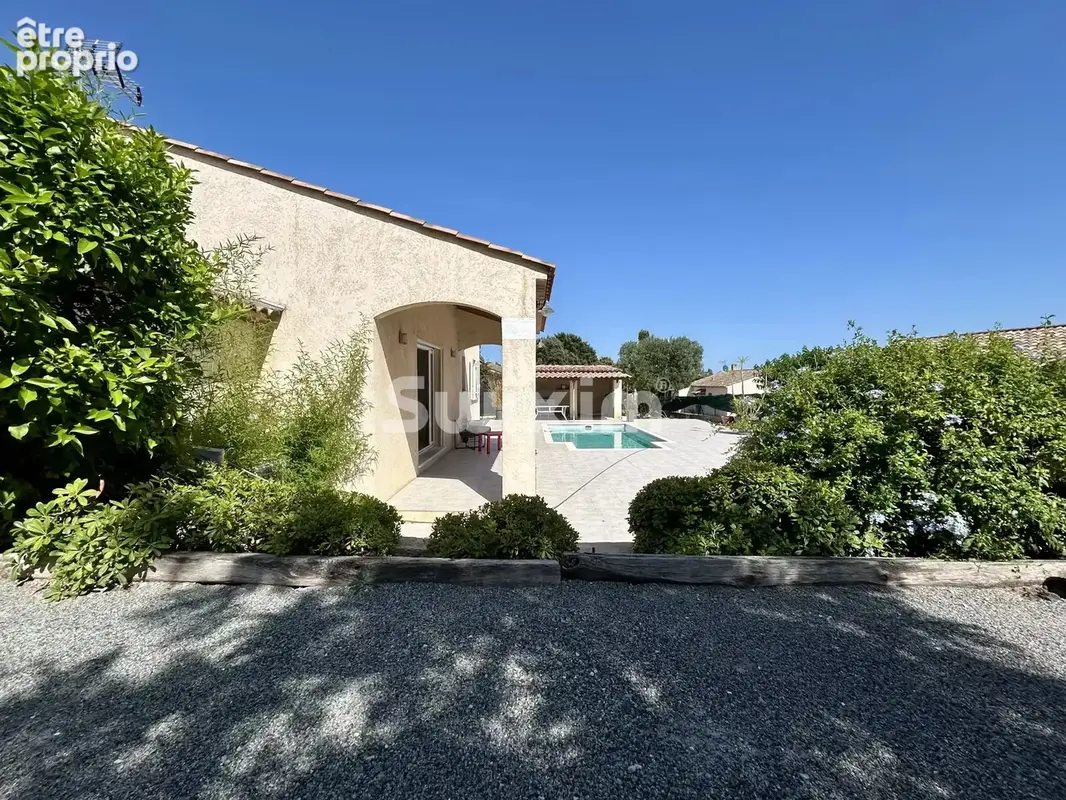 Villa 4 pièces avec piscine face au Rocher de Roquebrune - photo 2
