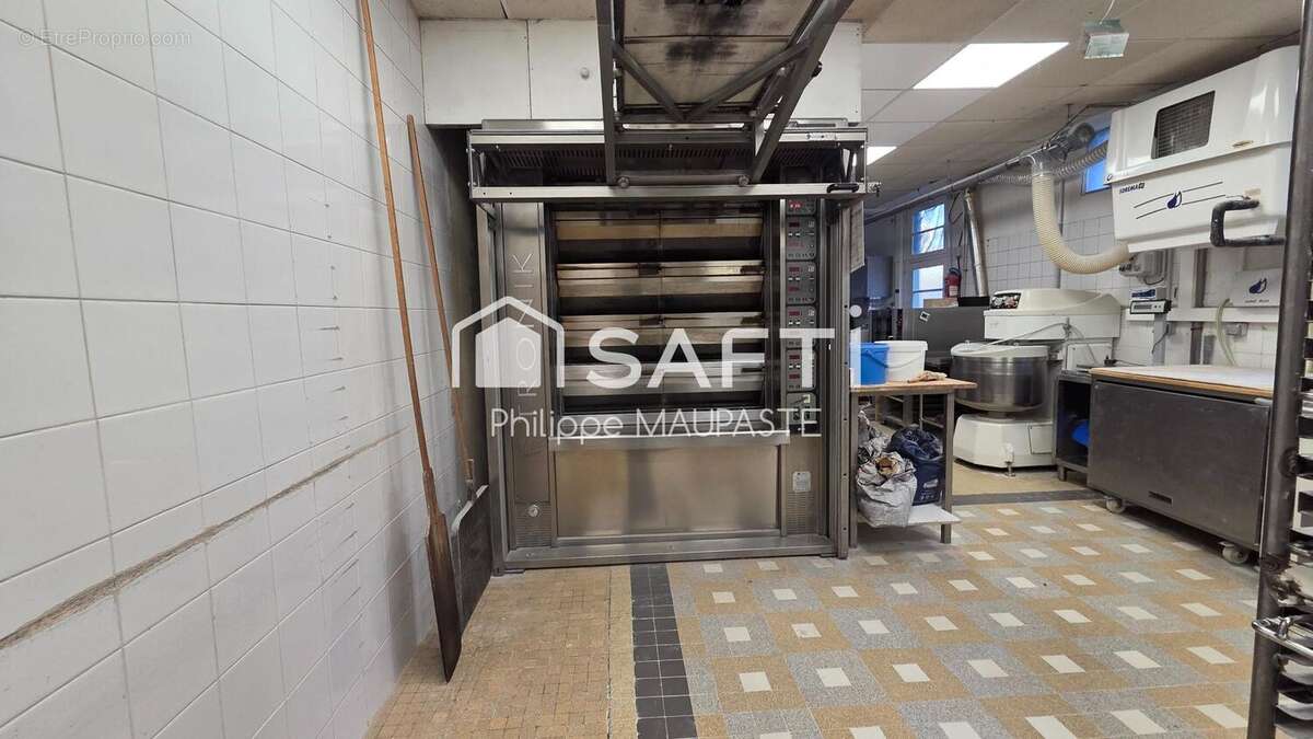 Photo 6 - Commerce à NEVERS