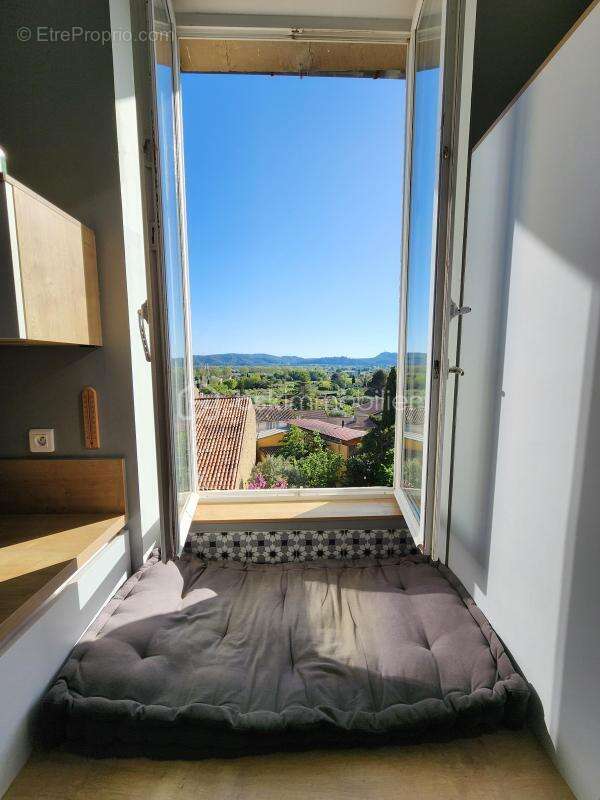 Appartement à CADENET