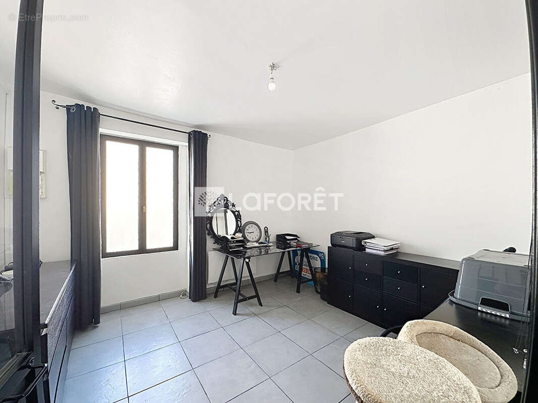 Appartement à COUBRON