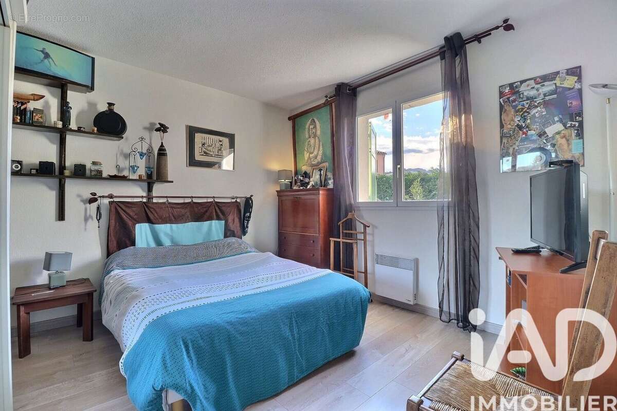 Photo 7 - Maison à ROQUEBRUNE-SUR-ARGENS