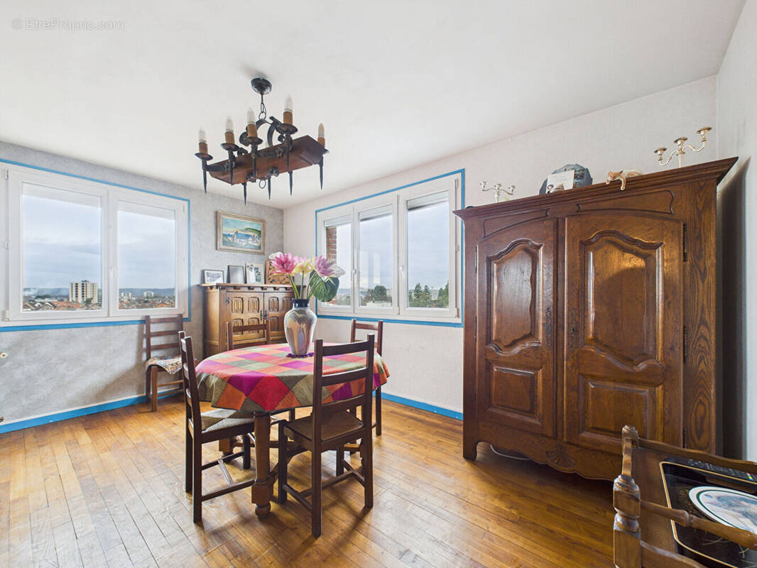 Appartement à SOTTEVILLE-LES-ROUEN