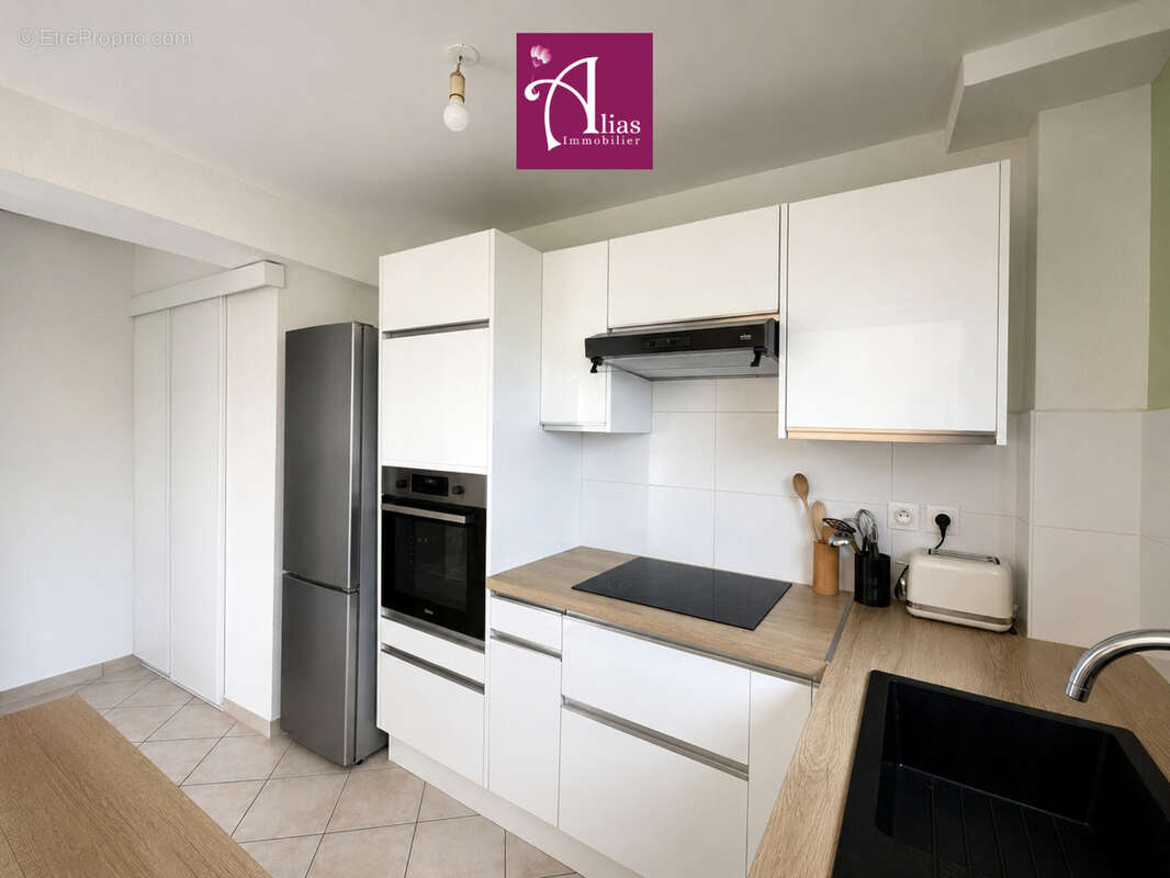 Appartement à BAIE-MAHAULT