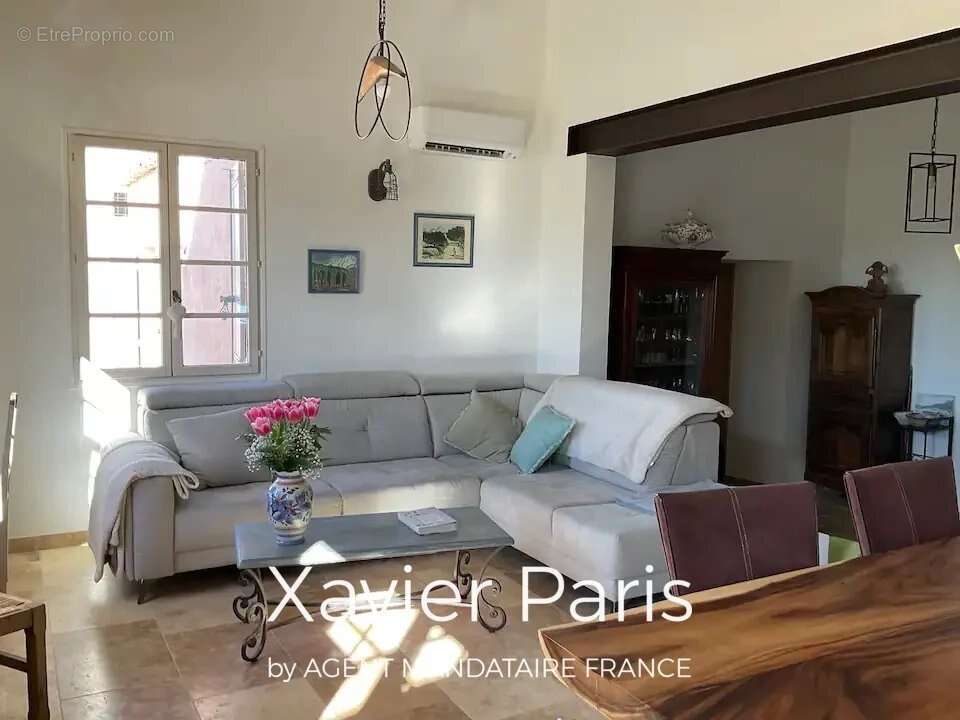 Maison à CABRIERES-D'AIGUES