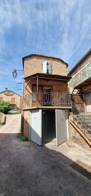 Maison à COMBRET