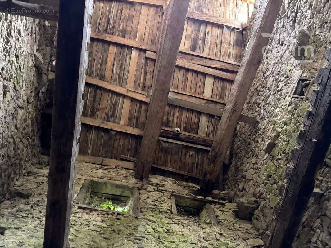 Maison à ARLANC
