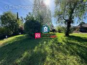 Terrain à SAINT-MARTIN-BOULOGNE