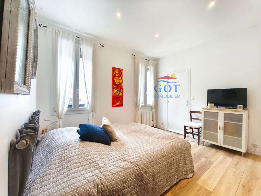 Maison à SAINT-LAURENT-DE-LA-SALANQUE