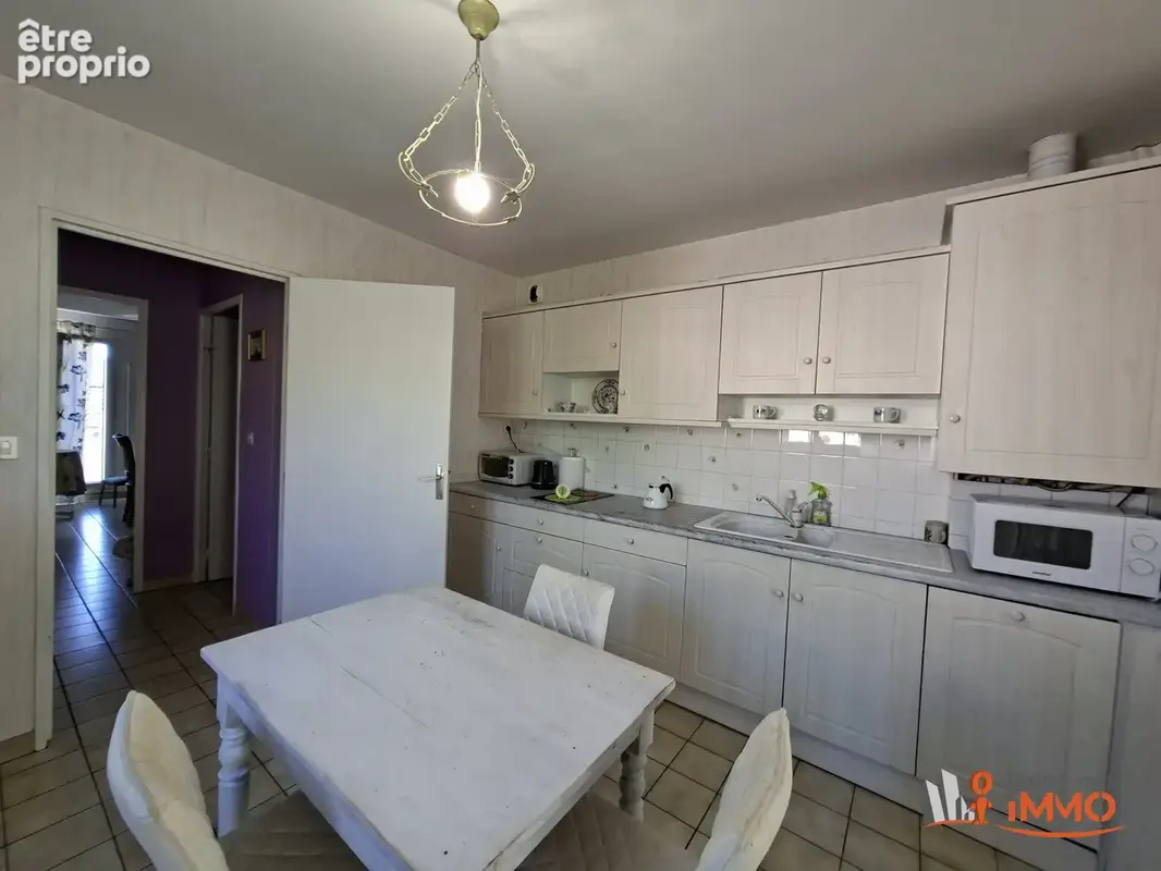 Maison 4 pièces 82 m² à vendre à Saint-Galmier (42330) - photo 4