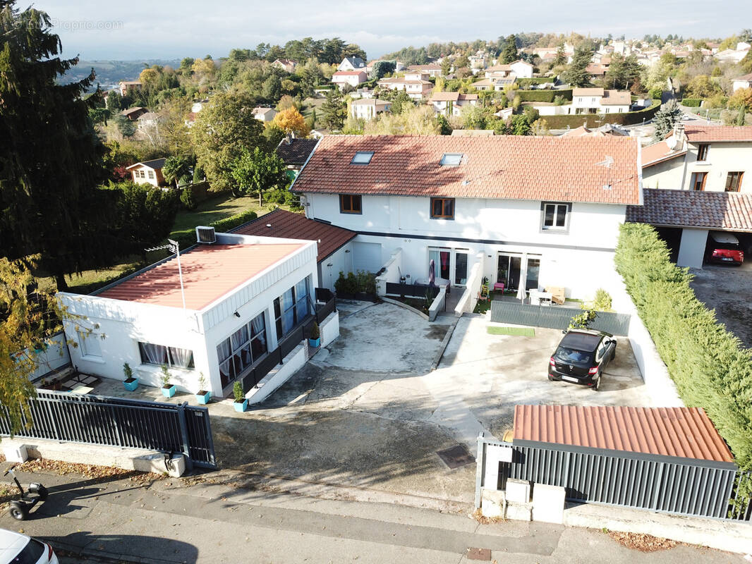 Appartement à VOURLES