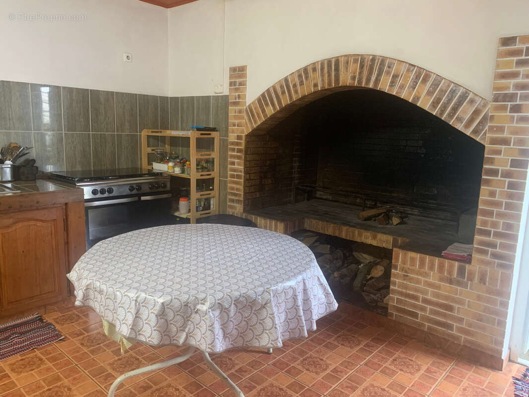 Propriétè Agricole de 22ha avec Gîte, chalet et étable aux MAKES - photo 11