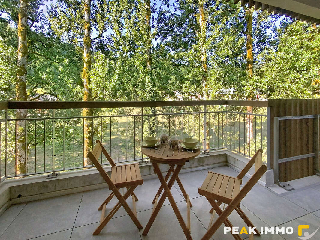 Samoëns   Appartement T2 de 44.76m2 récent avec grand balcon, vendu meublé - photo 7