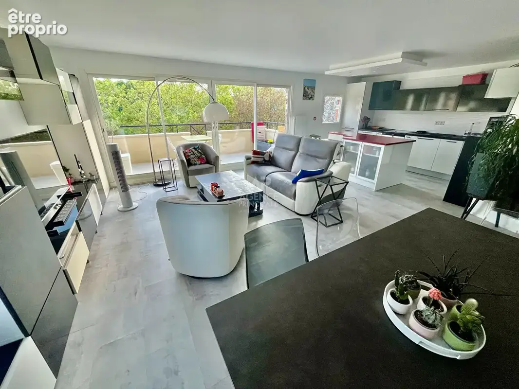 Appartement Cergy 3 pièce(s) 79.12 m2 - photo 2