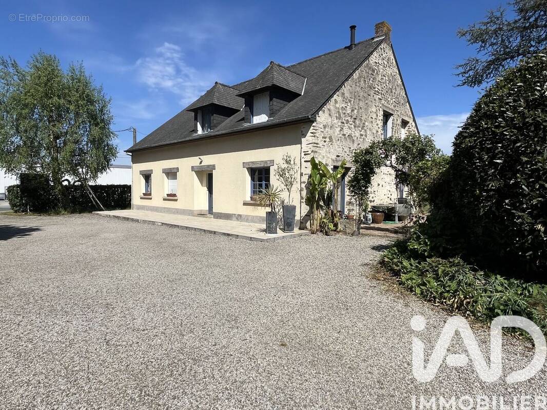 Photo 1 - Maison à CORPS-NUDS