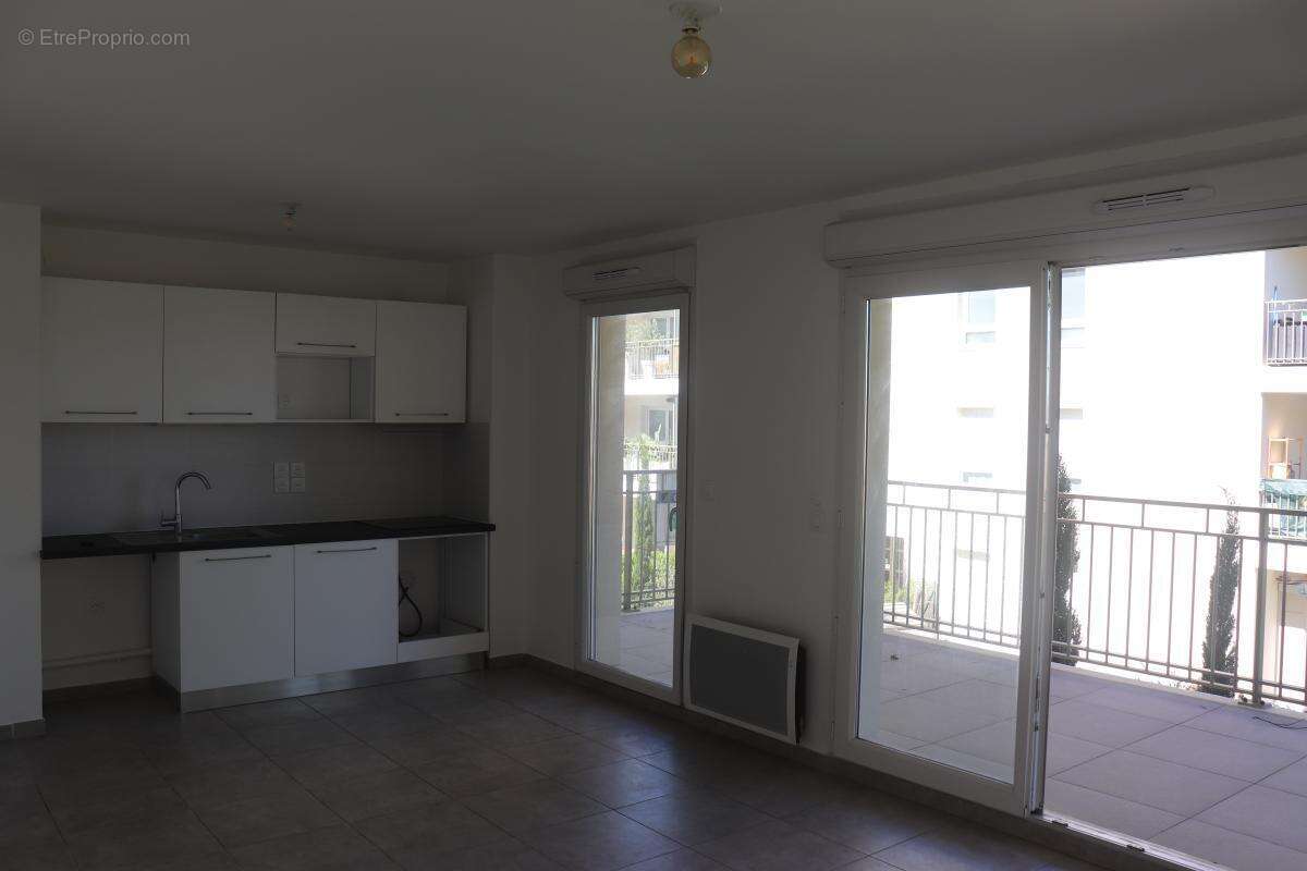Appartement à MARSEILLE-9E