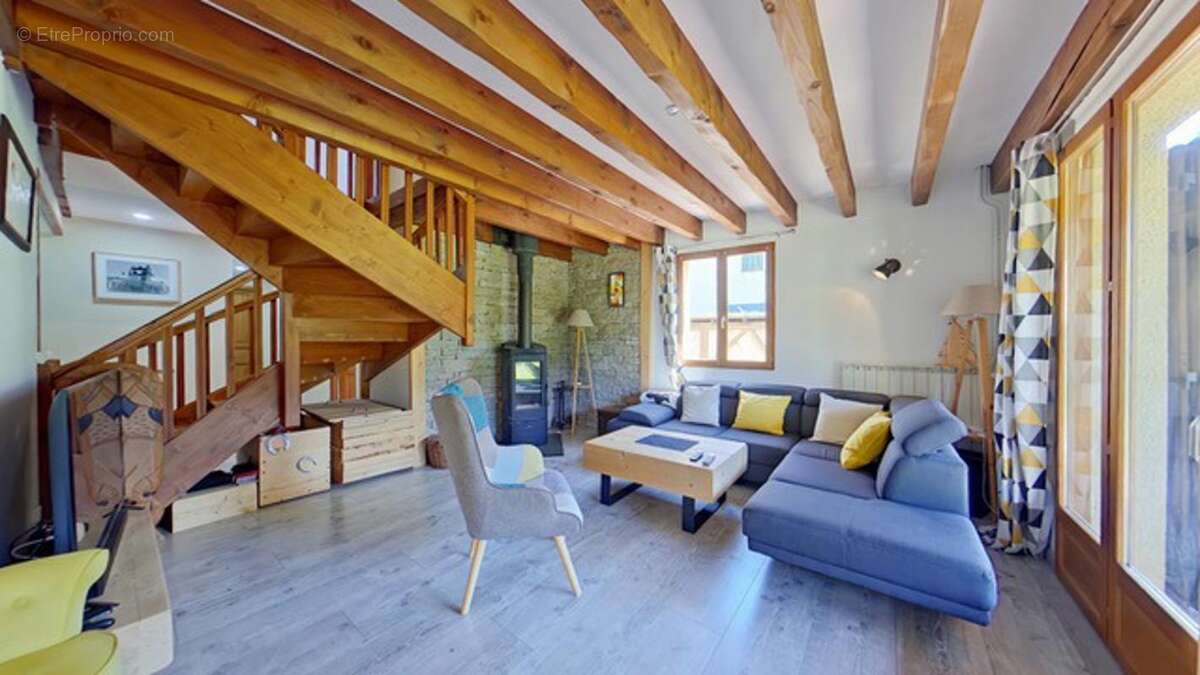 Maison à SAINT-PIERRE-DELS-FORCATS