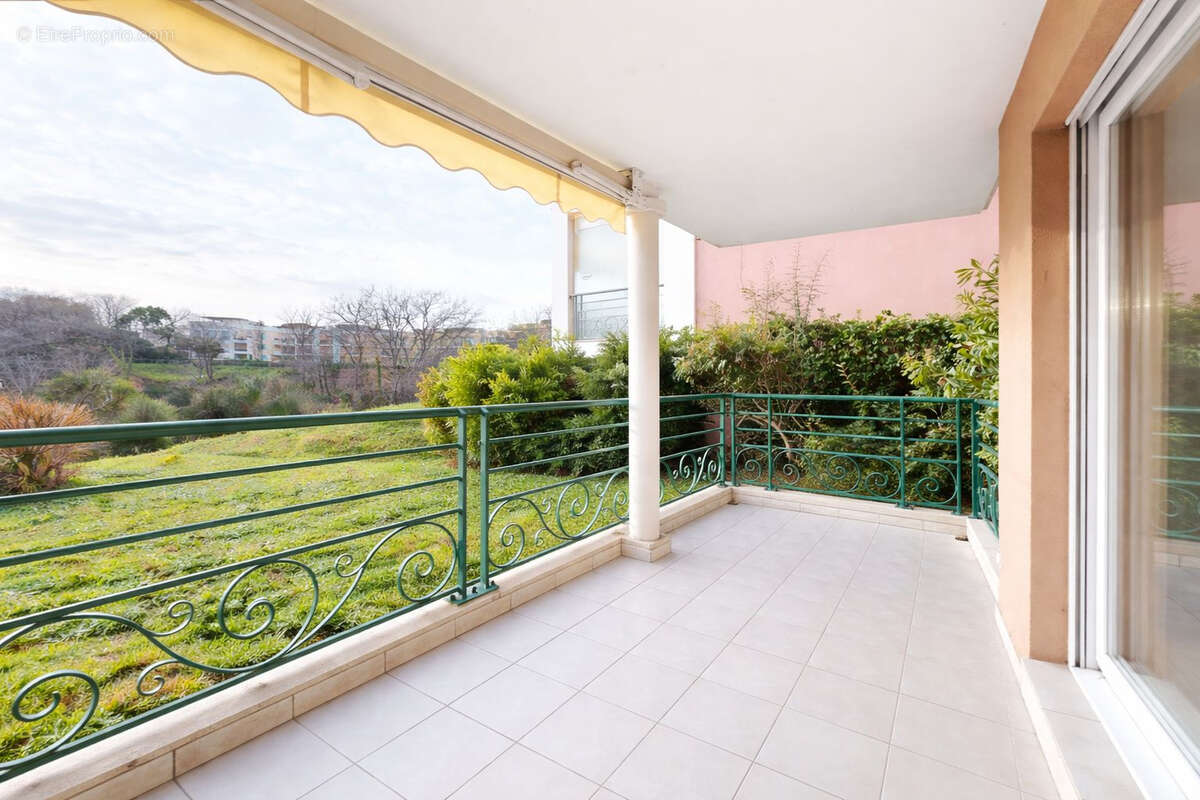 Appartement à FREJUS