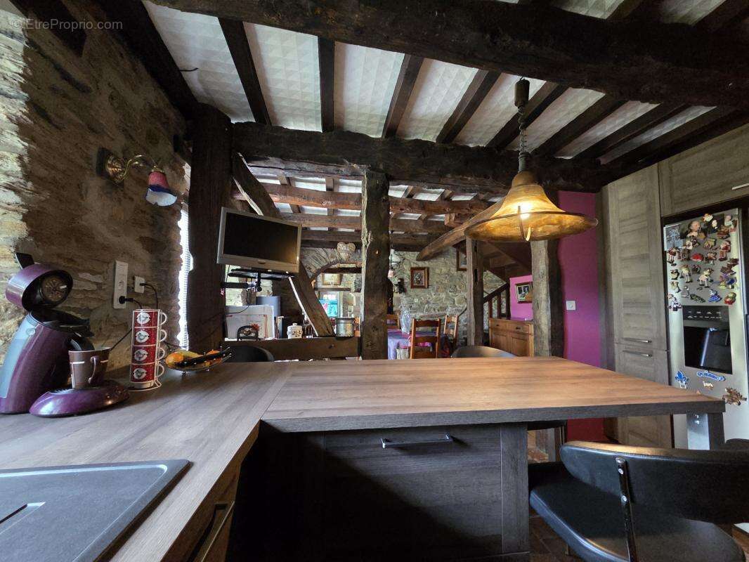 Maison à MUR-DE-BRETAGNE