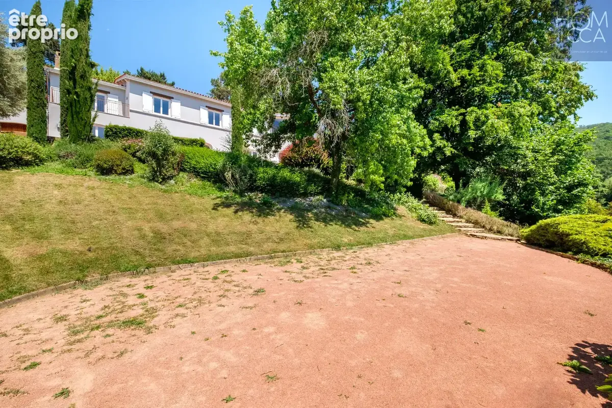 EXCLUSIVITÉ   LIMONEST - Élégante propriété familiale au cœur d'un écrin de verdure - photo 10