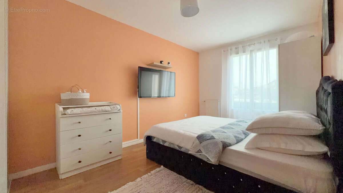 Appartement à CORBEIL-ESSONNES