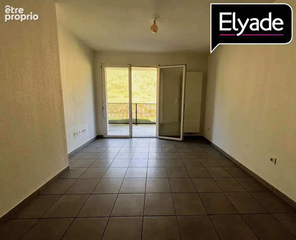 Appartement 2 pièces 39 m² à vendre à Bassens (33530) - photo 2