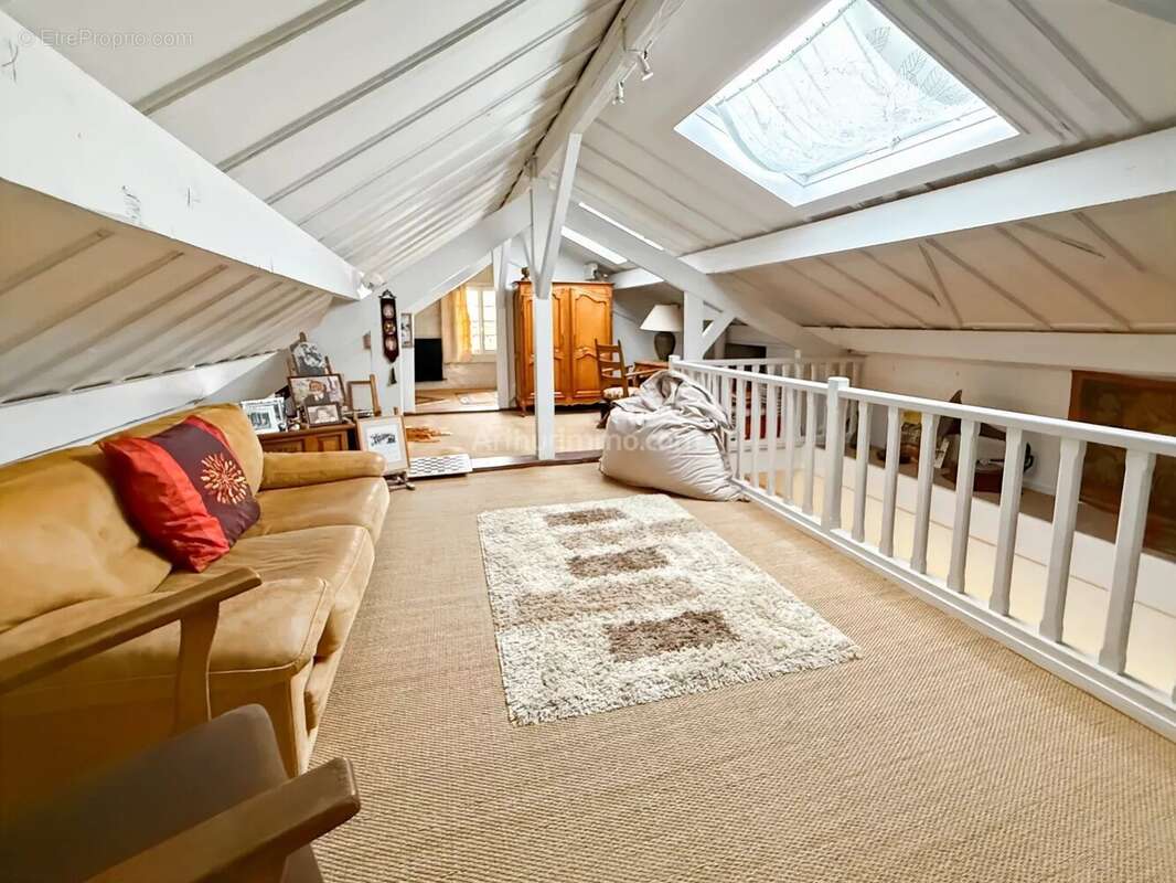 Maison à LIMEIL-BREVANNES