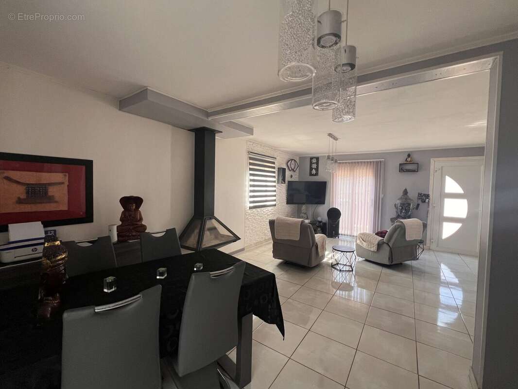 Maison 137 m² à Corneilla-La-Riviere  - photo 5