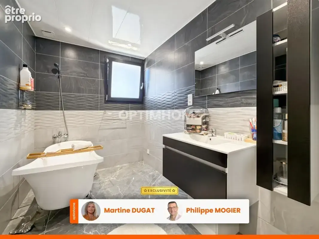 Maison de plain-pied, piscine, garage, jacuzzi à 20 minutes de VICHY - photo 10