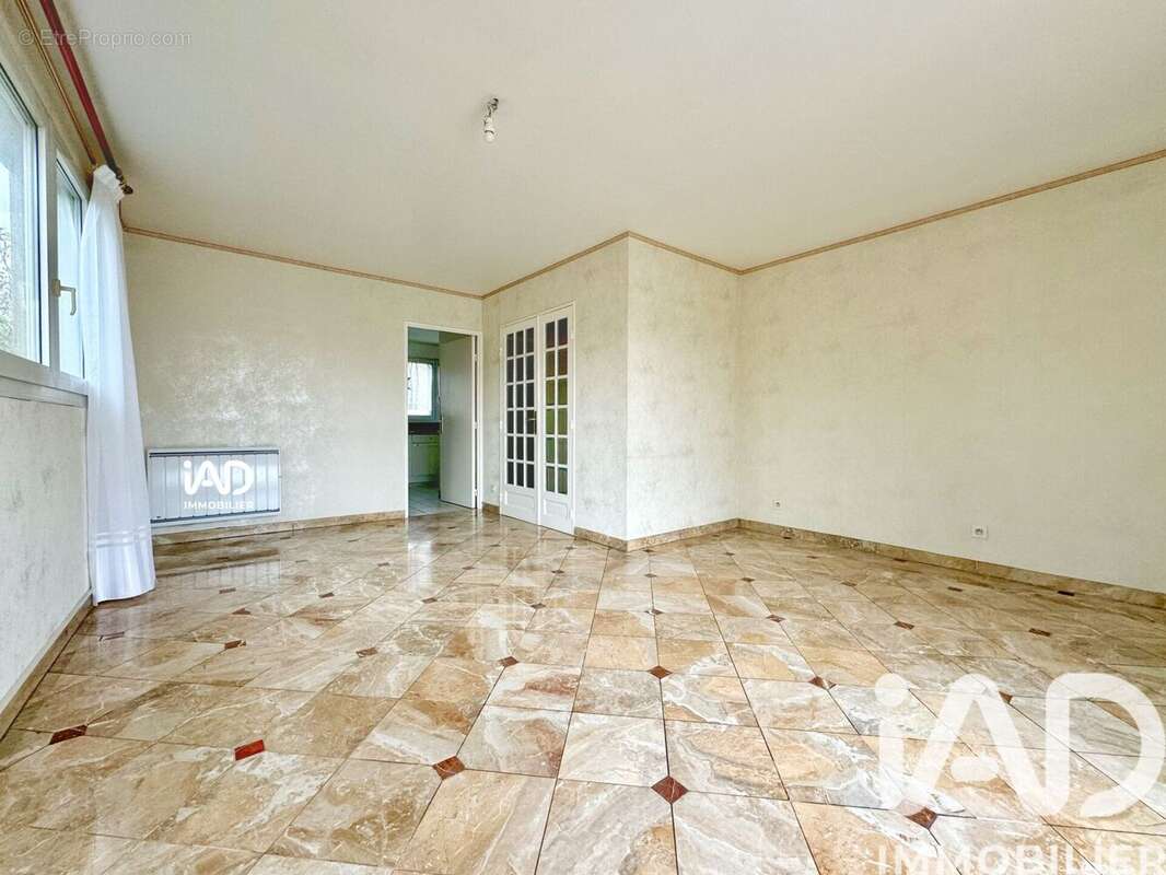 Appartement 81 m² à Nanterre  - photo 3