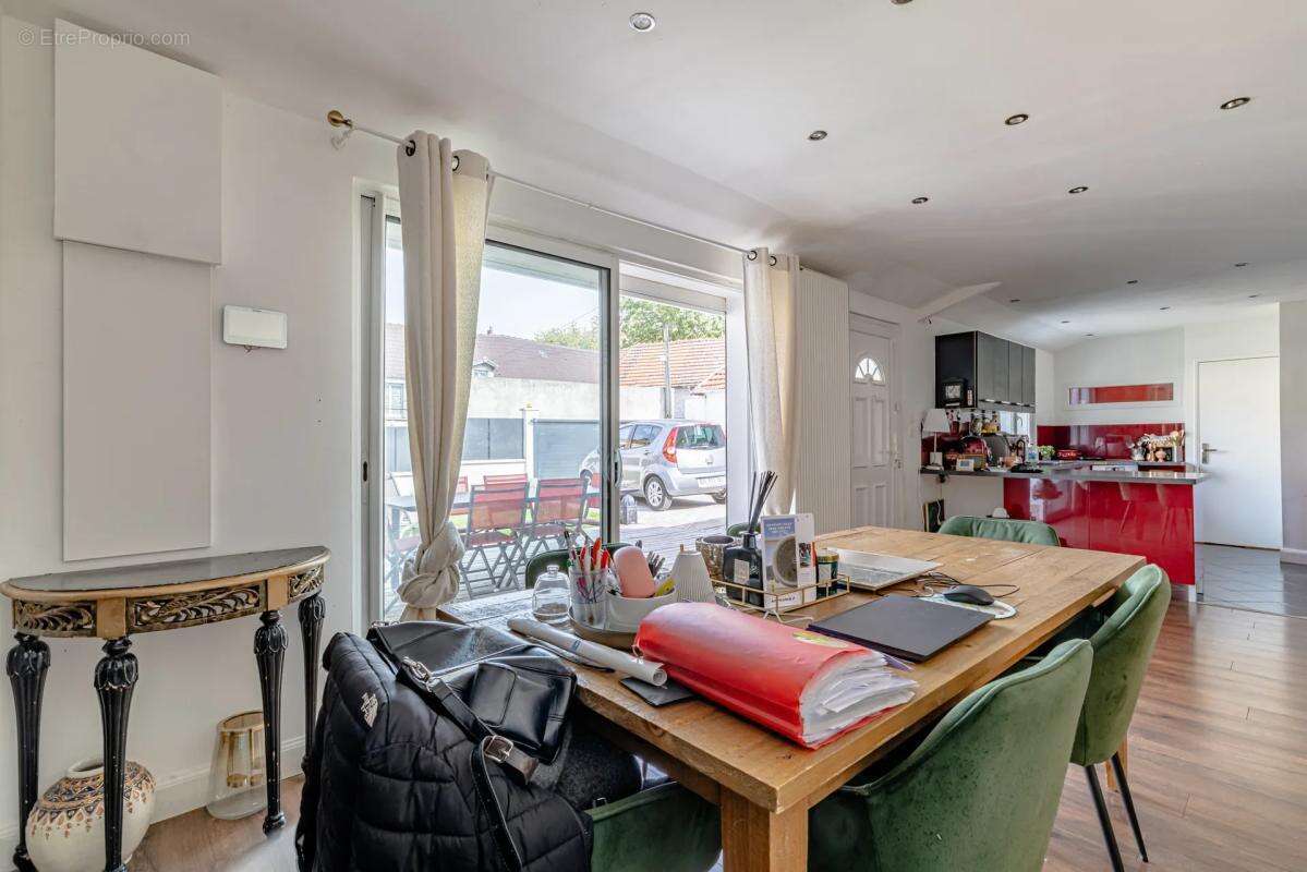 Maison à ROISSY-EN-FRANCE