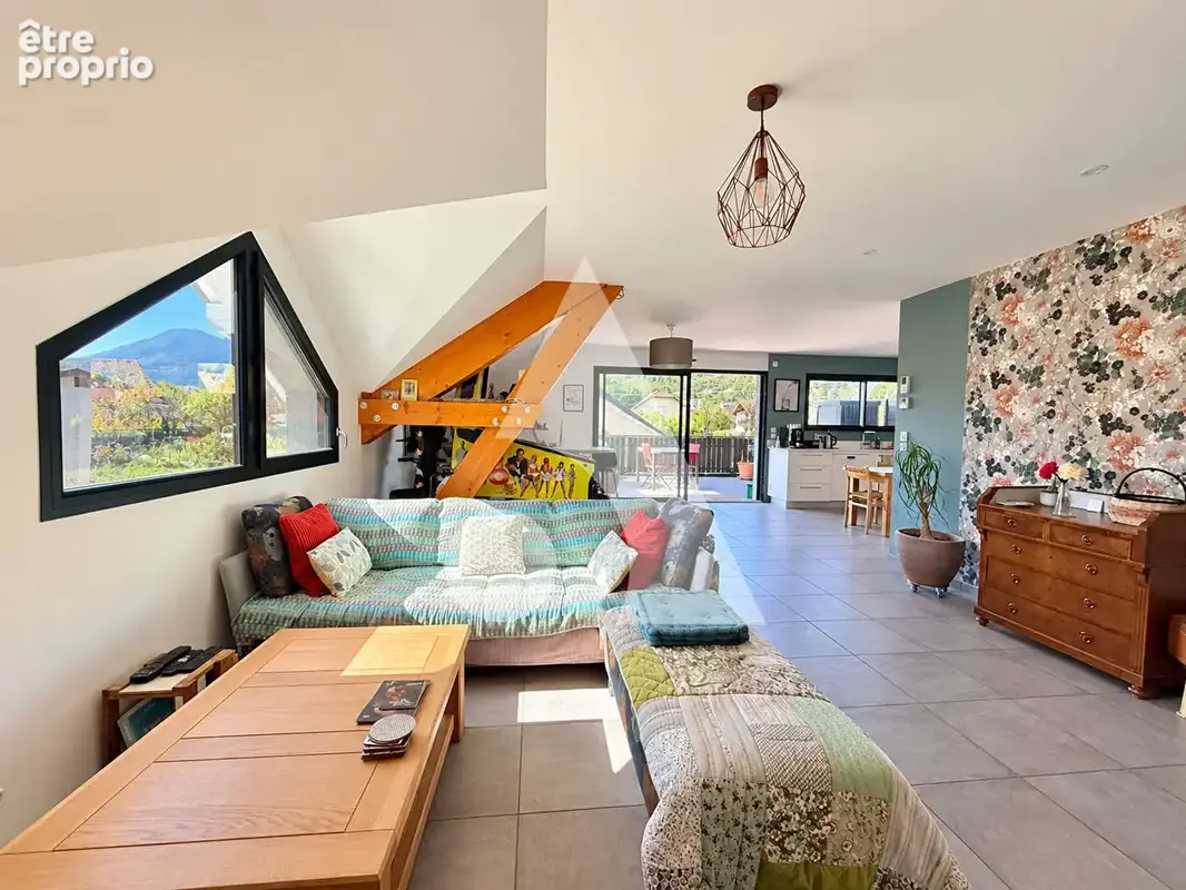 Chambery bissy appartement t4 avec terrasse , garage et stationnements - photo 6