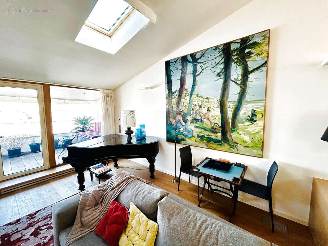 Appartement à MARSEILLE-7E