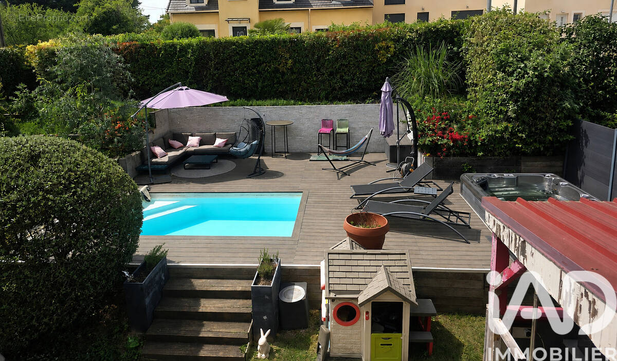 Photo 1 - Maison à LA VILLE-DU-BOIS