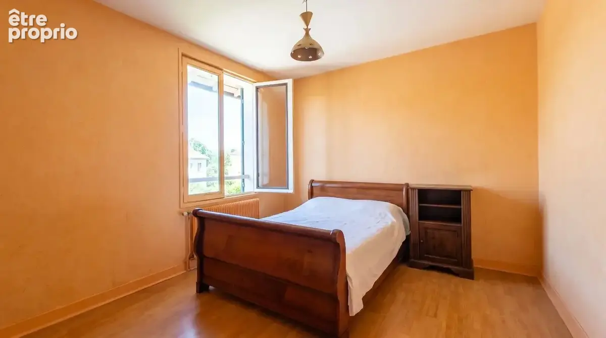 Maison louée à Saint Germain des Fossés - photo 4