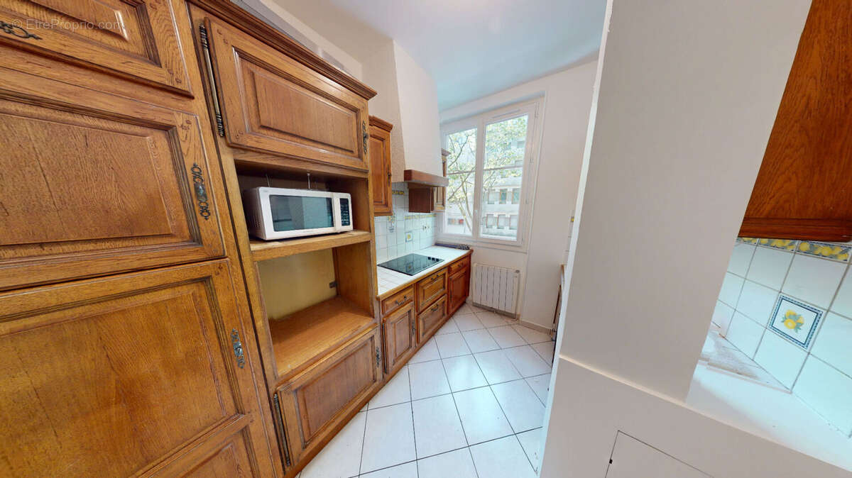 Appartement à PARIS-19E