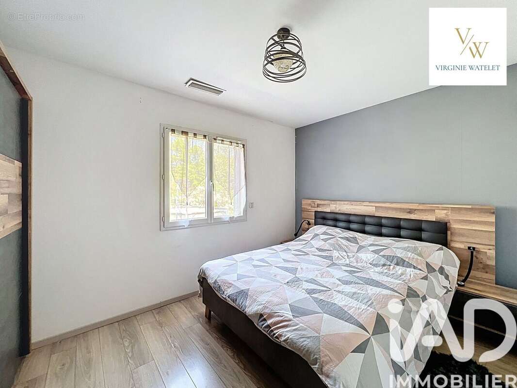 Maison 104 m² à Saint-Bauzille-De-Putois  - photo 4