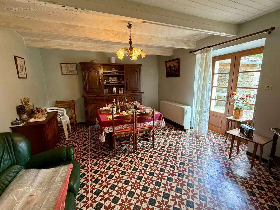 Maison à ROCLES