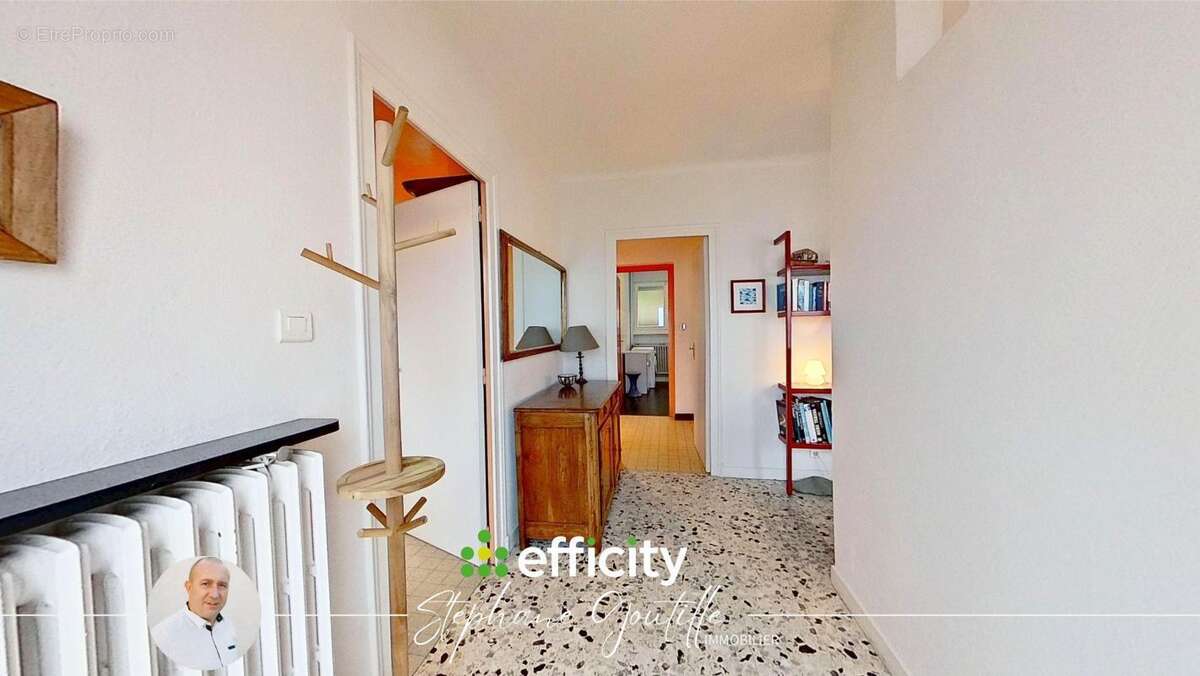 Maison 184 m² à Tarare  - photo 6