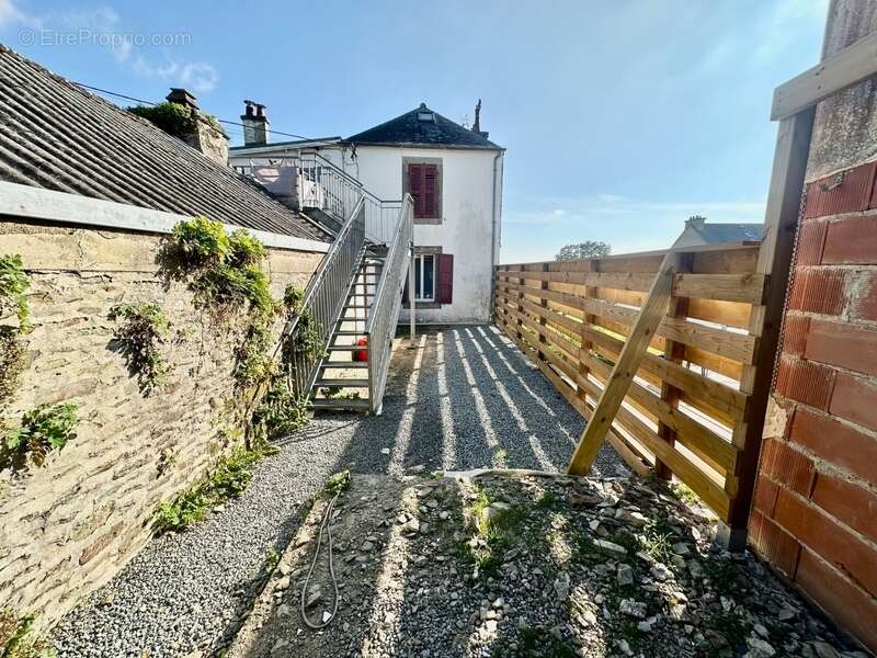 Appartement à CARHAIX-PLOUGUER