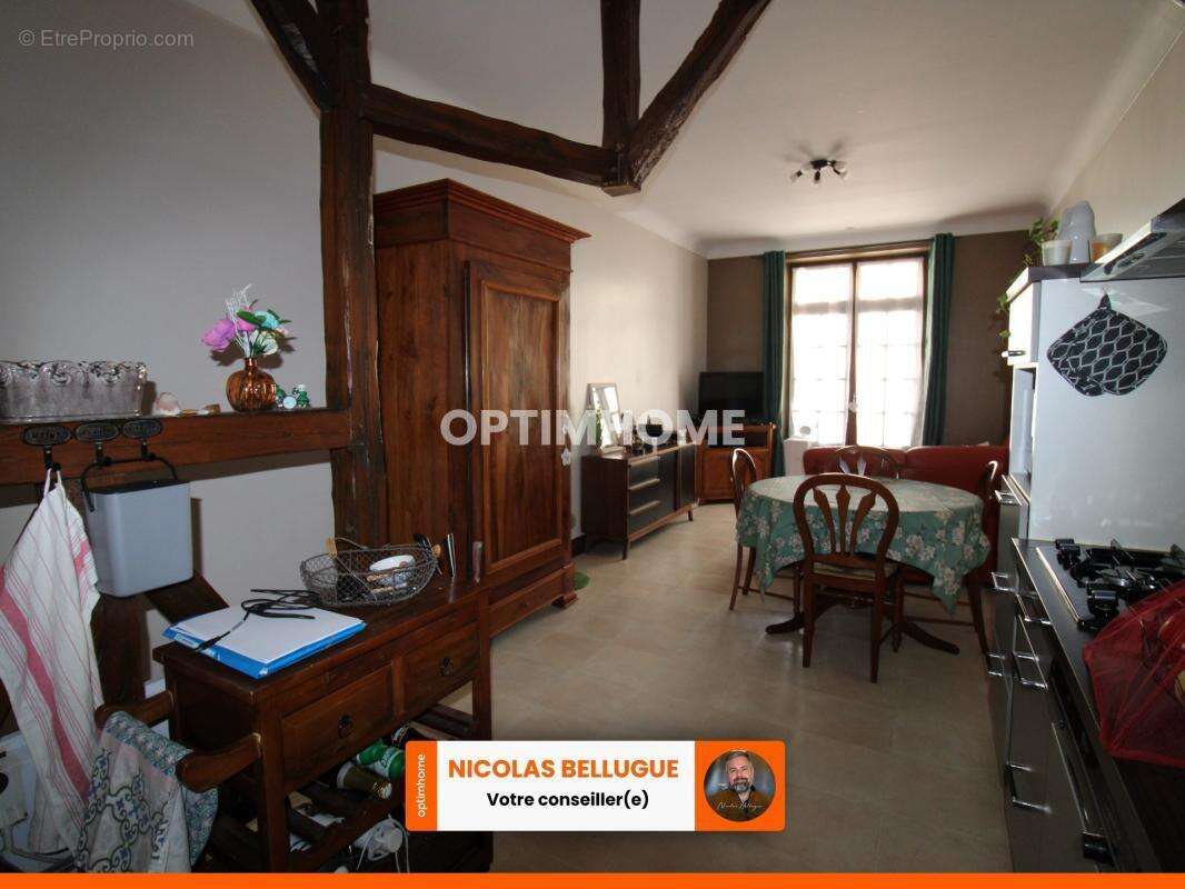 Habitez et travaillez au même endroit : 3 chambres et local commercial - photo 3