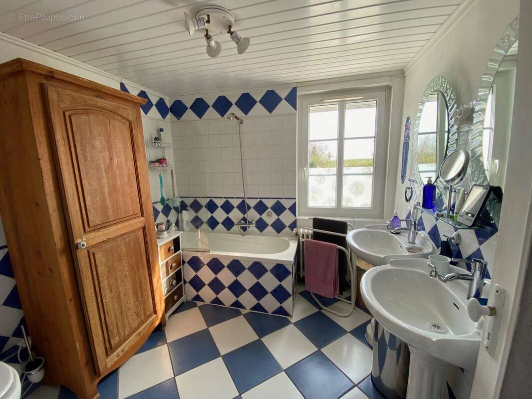 Appartement à IVERNY