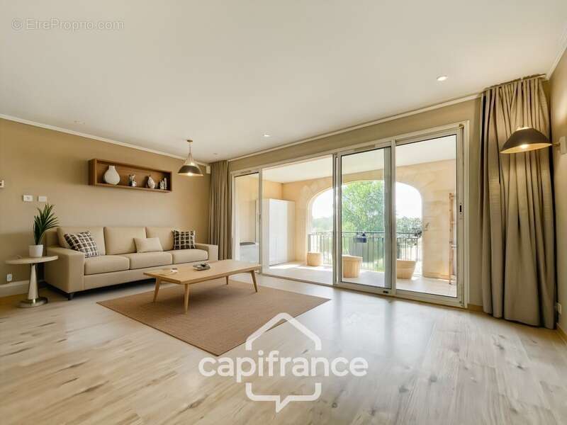 Domaine et golf de Pont Royal appartement  climatisé résidence du  lac de 43 m2 , vue lac , terrasse loggia exposition sud , pla - photo 4