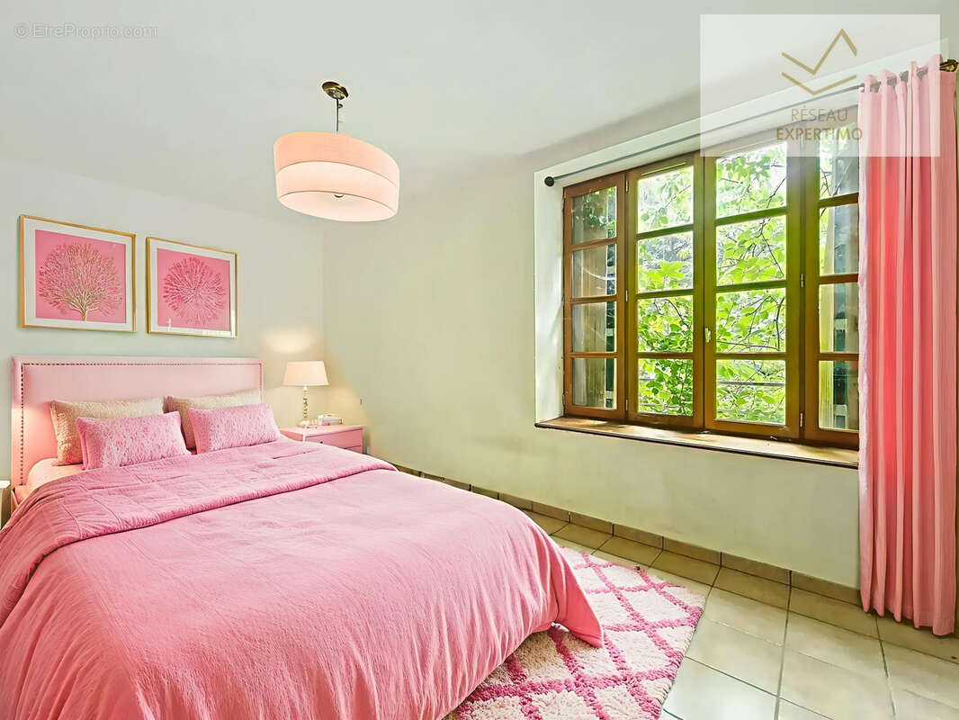 Appartement à CASSAGNES-BEGONHES