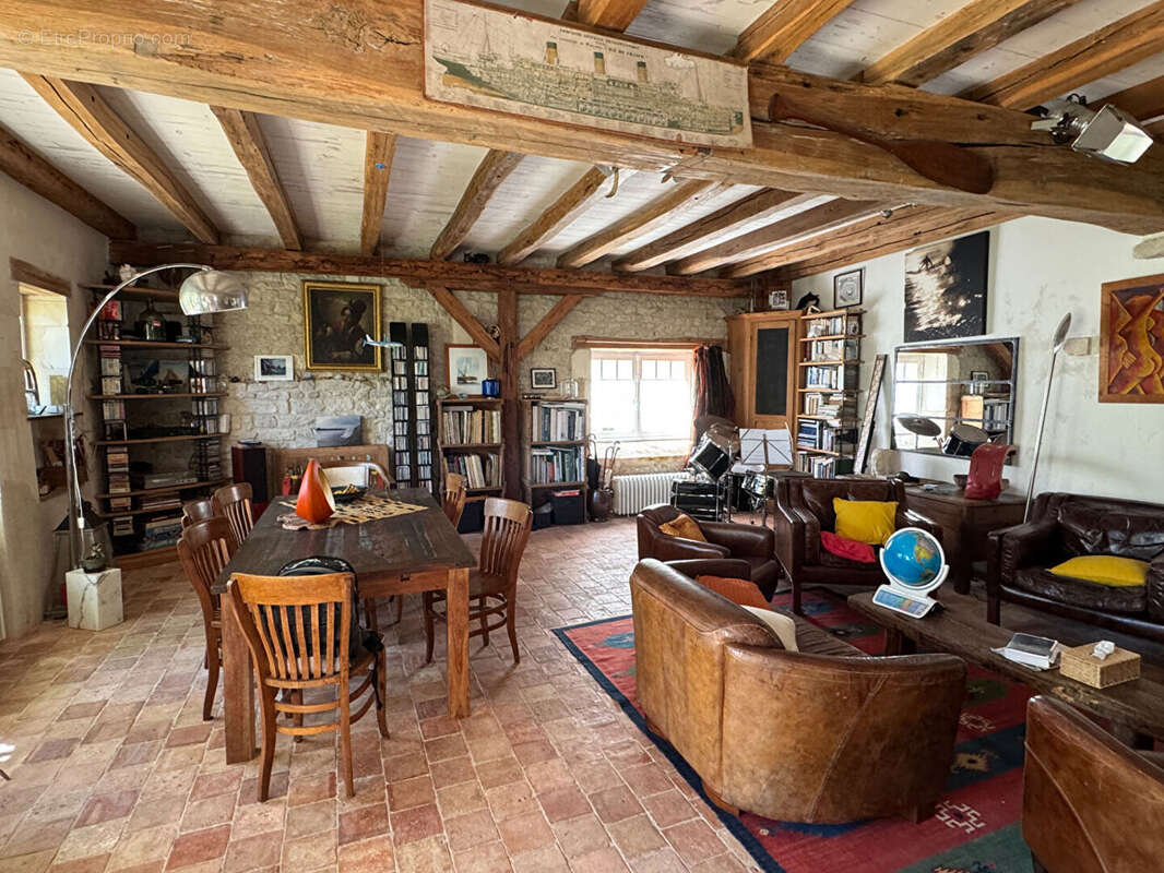Maison Sainte Marie De Re 8 pièce(s) 222.50 m2 - photo 7