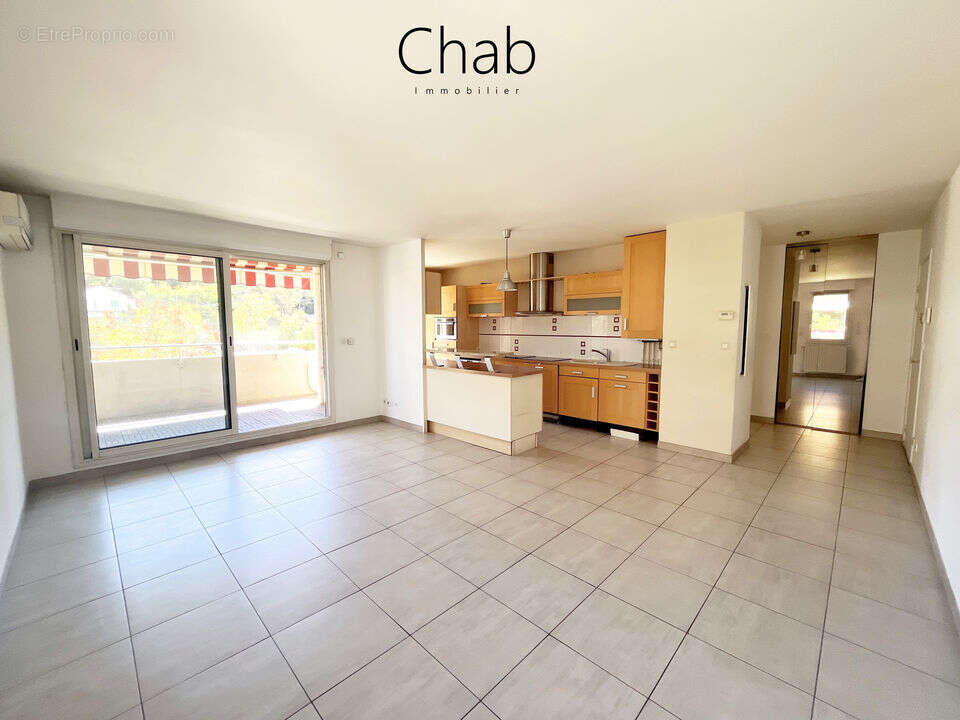 Appartement à AUBAGNE