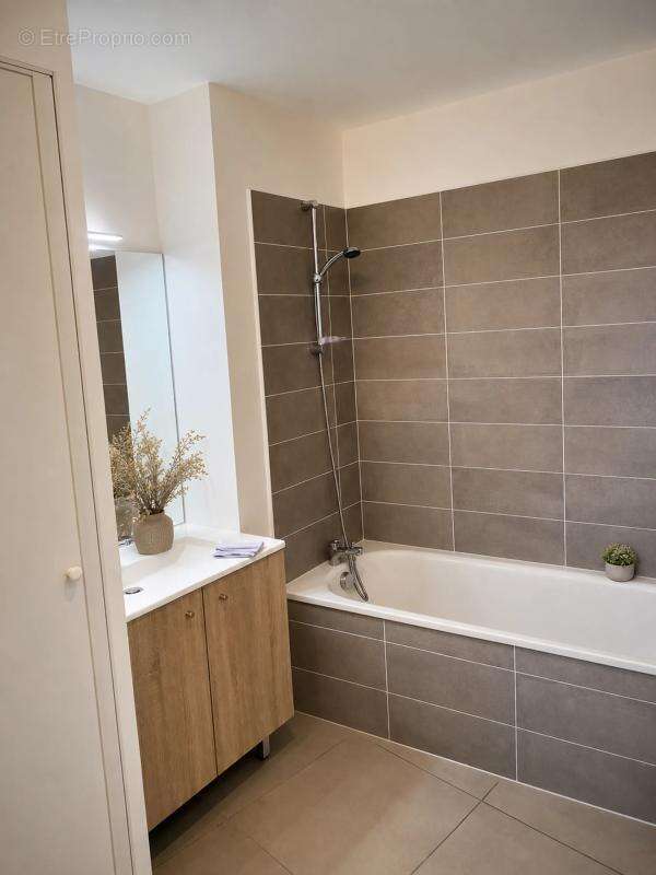 Appartement de 3 pièces de 56 m² à Agde - photo 11