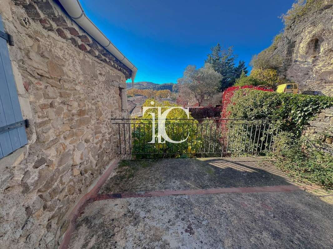 Maison à SAINT-AMBROIX