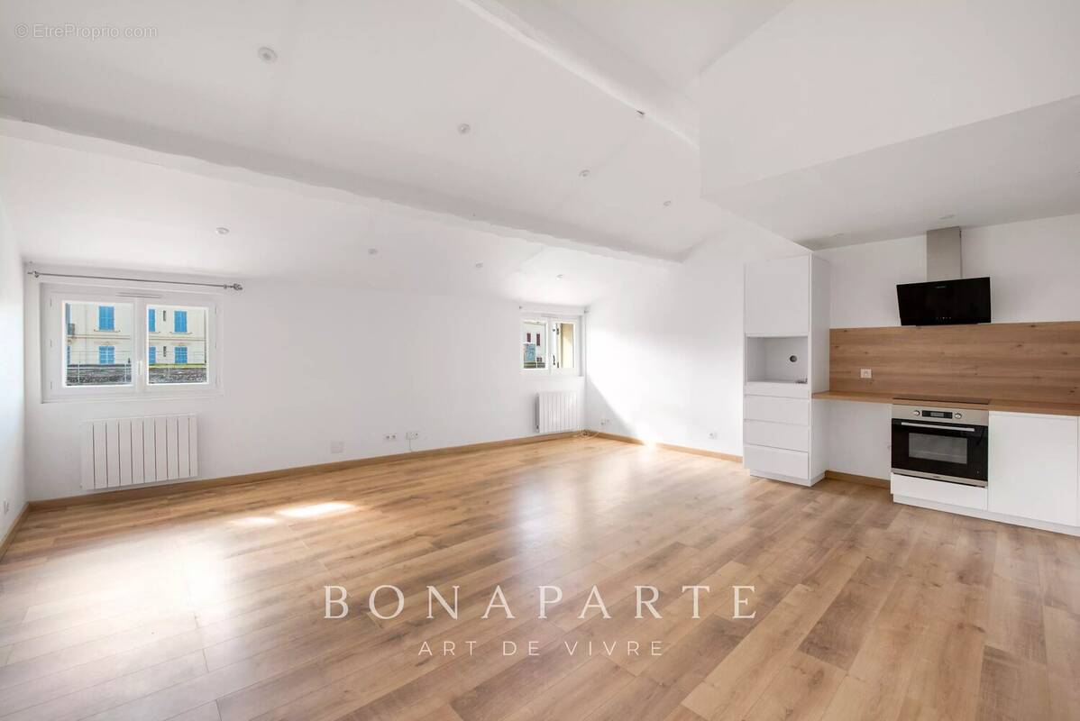 Appartement à SAINT-RAPHAEL