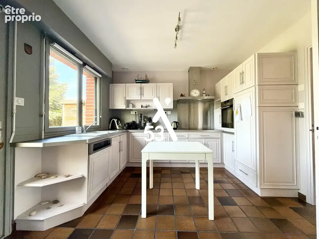 Maison 6 pièces 158 m² à vendre à Aire-Sur-La-Lys (62120) - photo 6
